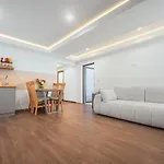 Apartment H2o