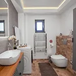 Apartment H2o *