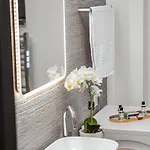 Apartment H2o *