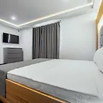 Apartment H2o *