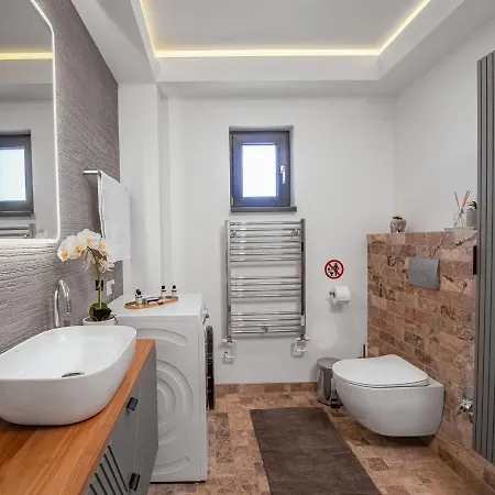 Apartment H2o *