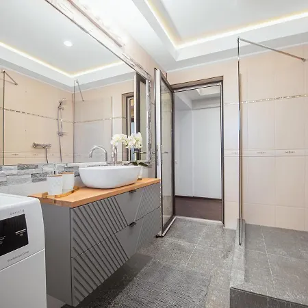 Apartment H2o